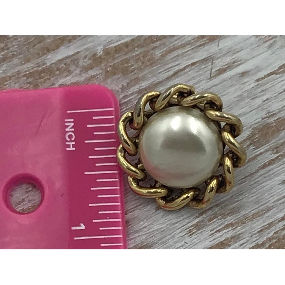 Vintage Clip On Earrings Bundle Red Cabochon Gold Tone‎ Faux Pearl Rope Border - Picture 7 of 9